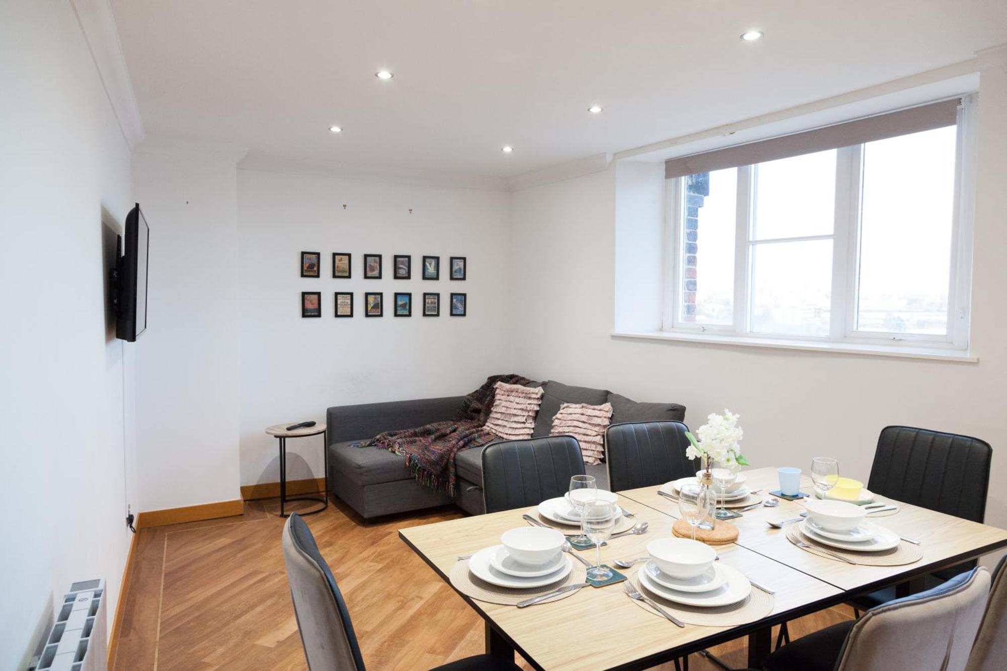 Weekly & Monthly Stays In Penthouse For Contractors Or Leisure Single Or Superking Beds Available Birkenhead Exteriör bild